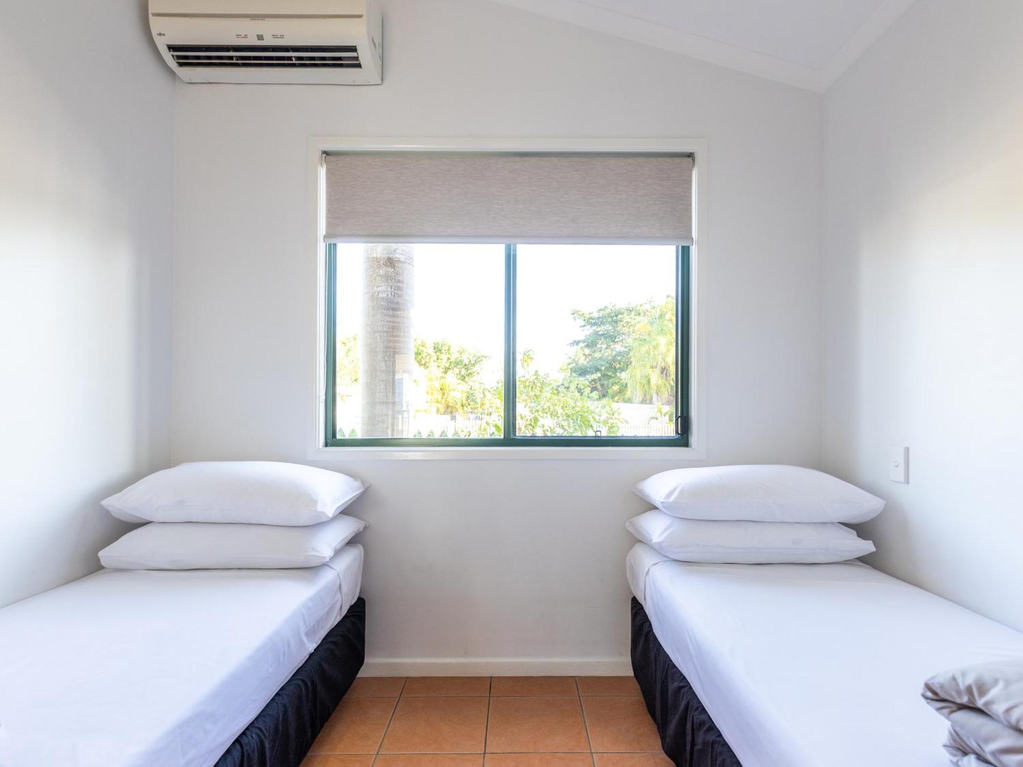 Nrma Bowen Beachfront Holiday Park Værelse billede