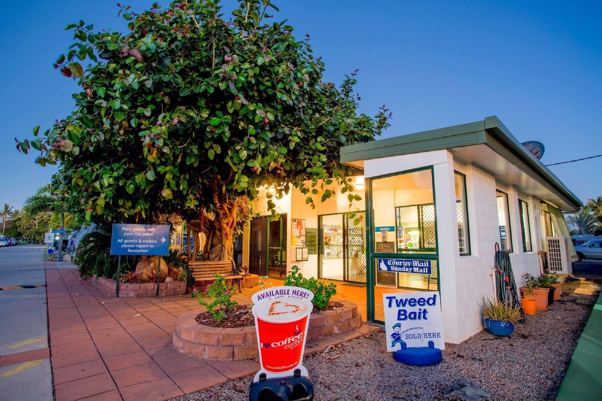 Nrma Bowen Beachfront Holiday Park Eksteriør billede